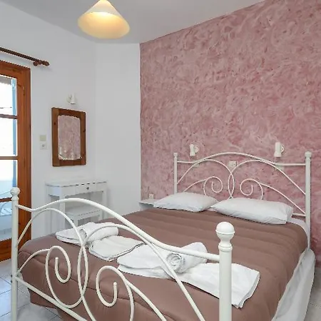 Depis Economy Hotel 3*